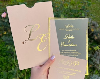 Minimalist Clear Acrylic Wedding Invitation Set