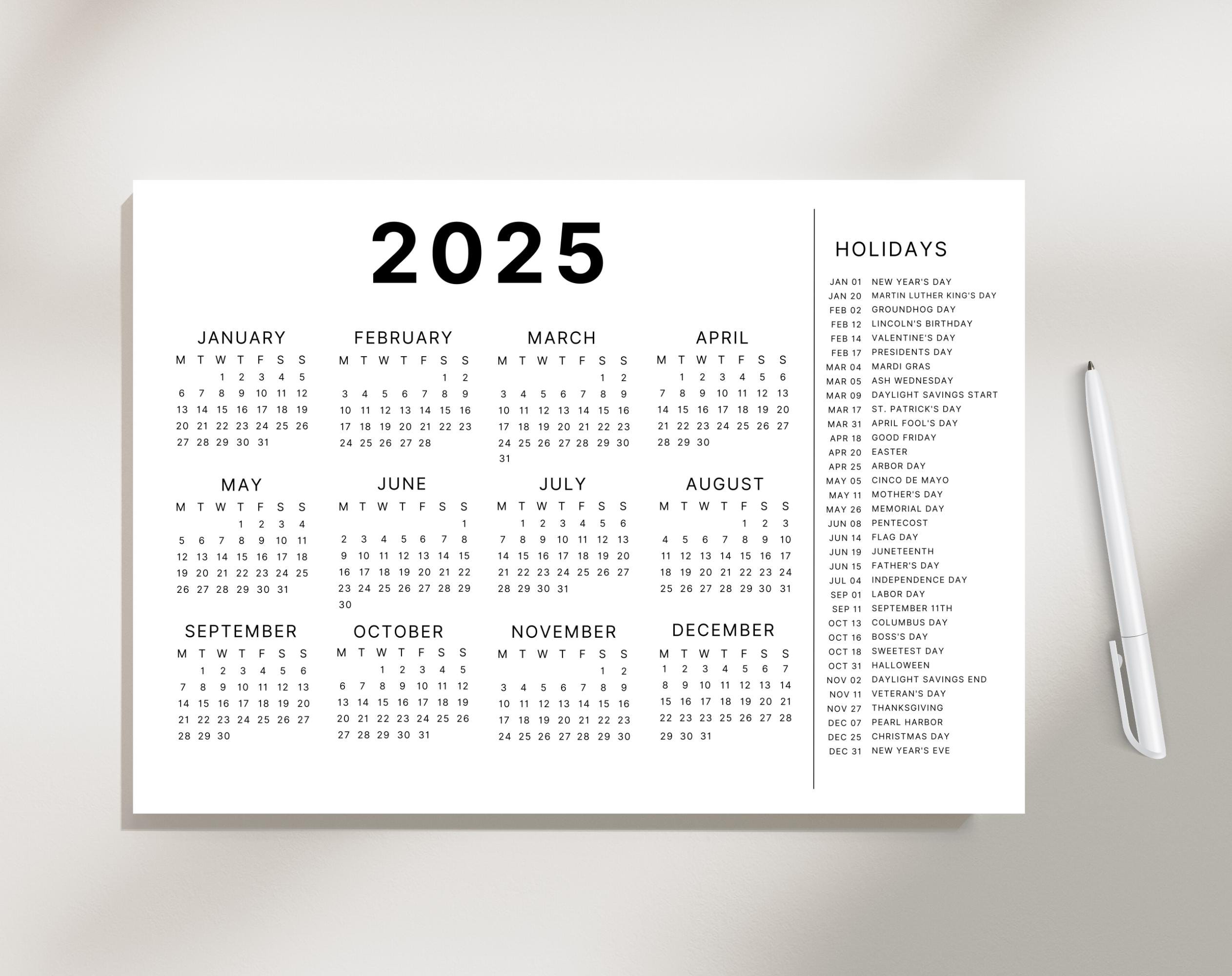 2025 Calendar With Holidays | Single Page | Full Year Calendar | Desk