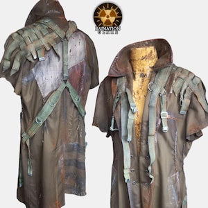 Postapokalyptischer Militär-Trenchcoat für Herren. „Wasteland Wanderer Coat“: Outfit im Ödland, Stalker-Stil.
