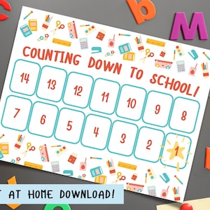 Può includere: Un colorato conto alla rovescia stampabile per la scuola con i numeri da 1 a 14 in riquadri turchesi. Le parole "COUNTING DOWN TO SCHOOL!" sono in rosso. Decorato con materiale scolastico.
