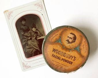 Late Edwardian / early 1920s large Woodbury's Facial Powder box | still full and with pamphlets