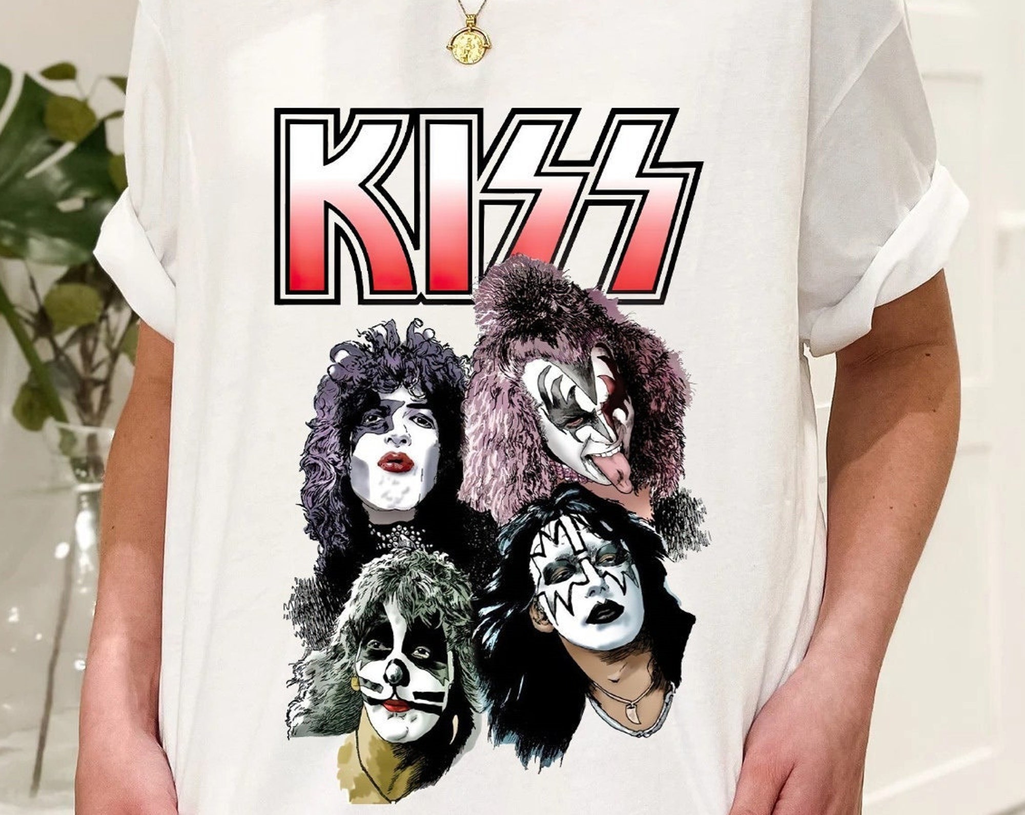 Discover Kiss Band 80's Band T-Shirt