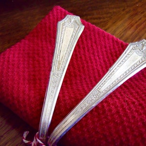 TIEBACKS REcycLed anTiQue SiLverpLate SPOONS--matching pr--4&quot; spoon handles SHOW--fLattened spoon bowLs attach to wall/window casing(#5)