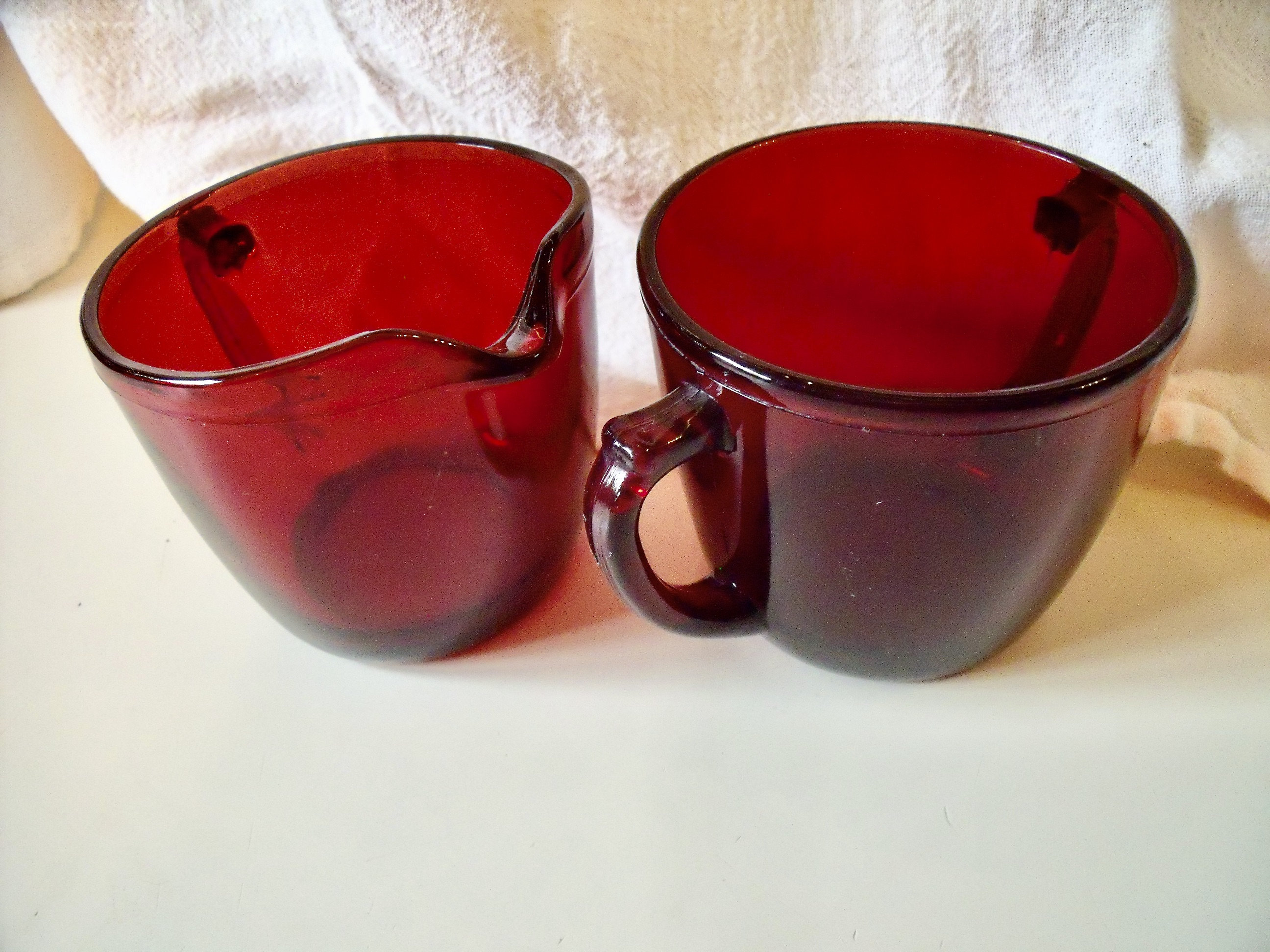 vinTage  RED GLASS  Cream and Sugar-- 2 3/4" tall and 3" diameter---NO chips or cracks