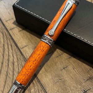 Majestic gunmetal en chromen vulpen