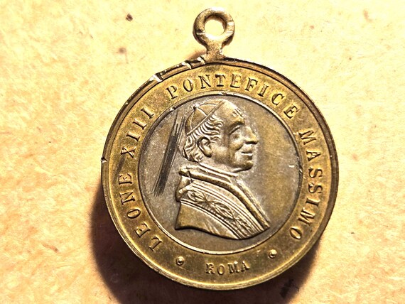 1878-1903 Medallion Pope Leo XIII "Pope Of The Workers" 4th Longest Reigning Pope In History #240476