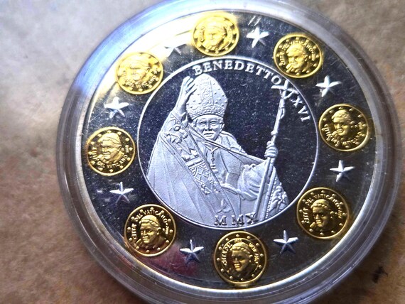 Pope Benedict XVI (1927-2022) Medallion Proof