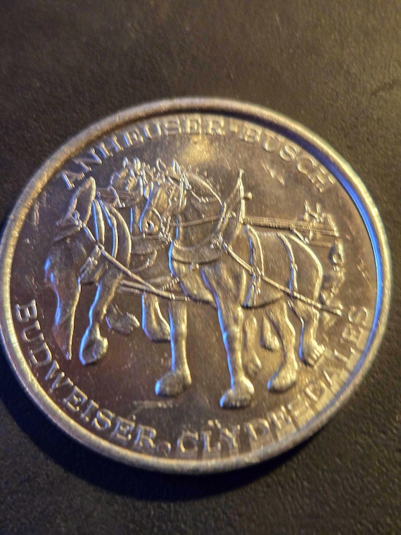 Rare Vintage Mardi Gras Anheuser Busch Clydesdale Horses 1971 Aluminum 40MM Token