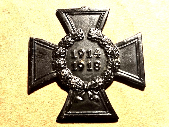 1914-1918 German Widow's War Cross (Composition-Iron?)