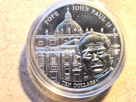 2005 Liberia Proof 10 Dollars Pope Paul II 33MM 50,000 Minted