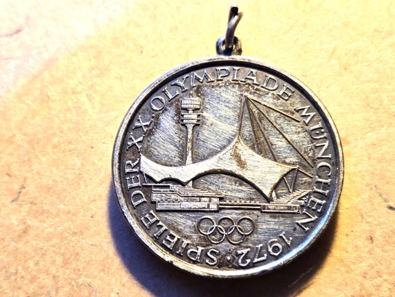 Germany Munich 1972 Medal Olympic Calendar 37MM+Loop