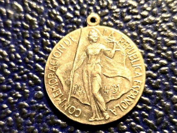 1914 France Silver Martini & Rossi War Medal