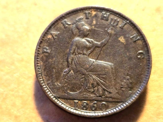 1860 Great Britain Farthing Toothed Light Scratch On Head
