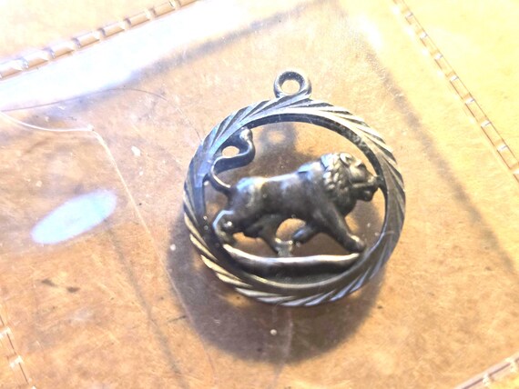 Vintage "Lion" Pendant 15MM