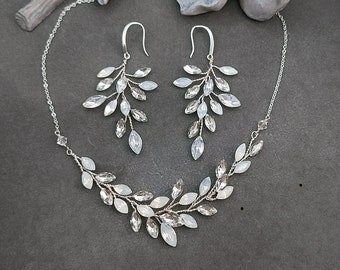 Boho Necklace and Earrings Set, Silver Bridal Jewelry Set, White Opal Vine Earrings Leaf Necklace, Rustic Wedding Jewelry Set for Bride