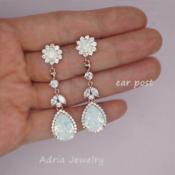 Wedding clip on earrings, clip-on wedding earrings, white opal earrings, chandelier earrings, white opal wedding jewelry, clip ons