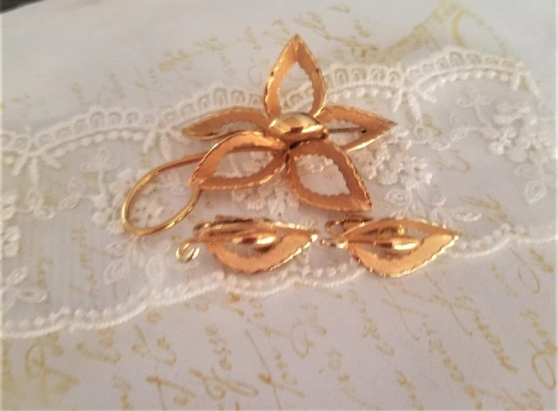 Vintage Mid Century Modernist GOLD FILLED Bond Boyd Brooch~Matching Earrings Demi Parure Set
