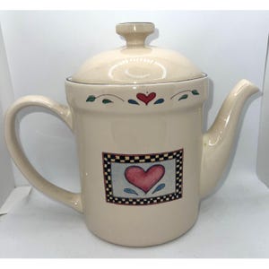 Vintage-Teekanne aus handbemalter Keramik mit Wassermelonen- und Herzmotiv, inklusive Deckel, cremefarben