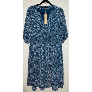shelly midi dress The Shelly Midi dress – Sunnyside Clothing Ph