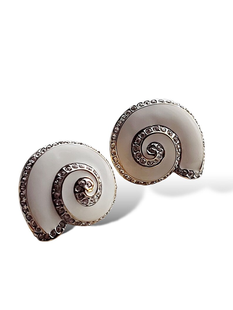 New Vintage Signed FAC, Svarovski Austrian Crystals ,white and gold Swirl Shell Clip-on Earrings. image 6