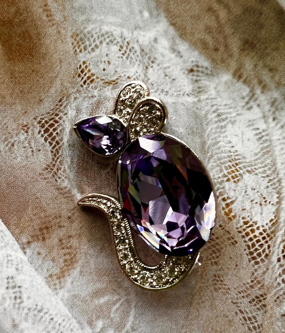 Sparkly Signed Butler tiny mouse brooch, with Rhi… - image 4