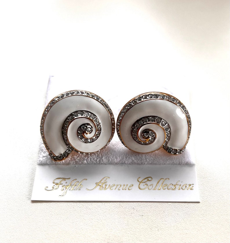 New Vintage Signed FAC, Svarovski Austrian Crystals ,white and gold Swirl Shell Clip-on Earrings. image 3