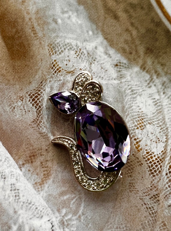 Sparkly Signed Butler tiny mouse brooch, with Rhi… - image 2