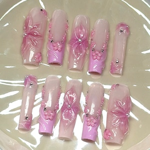 Pink Flower Press on Nails XXL Square | Trendy Nails | Handmade | Reuseable