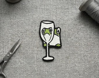 Funny Frog Embroidered Patch: Iron-On Applique