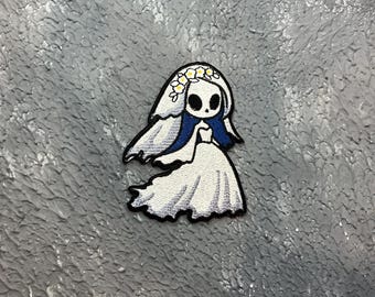 Skeleton Bride iron on patch. Halloween Embroidered Patch.