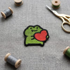 Frog in Love Embroidered Patch. Emoji Embroidery  Iron on patch