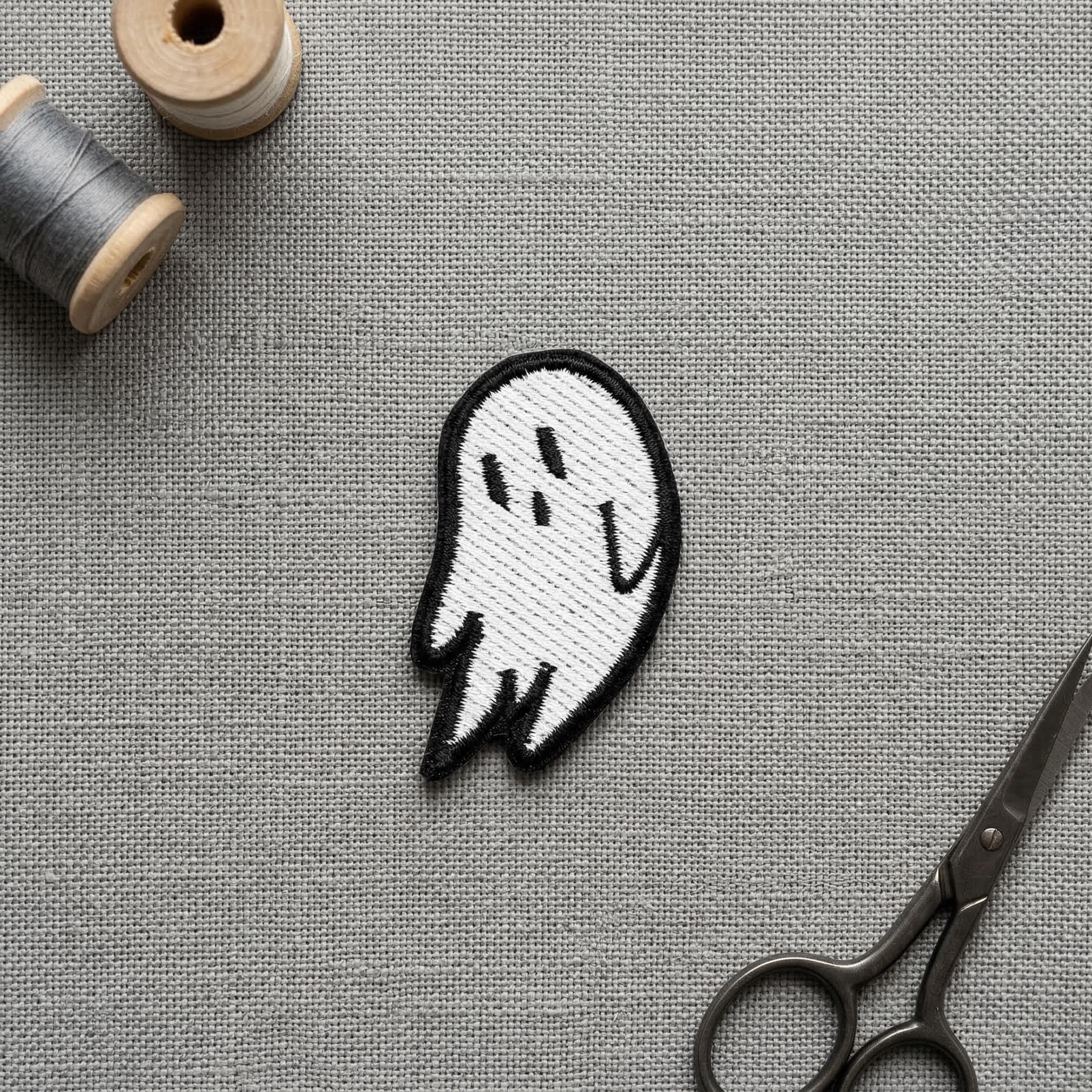 Cute Flying Ghost Embroidered Patch - Iron-on Applique - Etsy