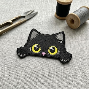 Black Cat Embroidered Patch: Gold Eyes, Iron-On Applique