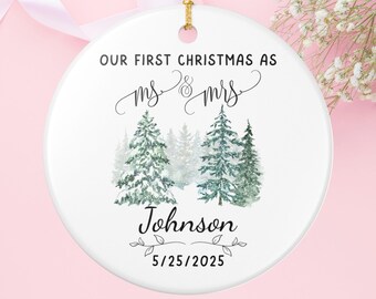 Personalized Mr & Mrs Keepsake Gift, First Christmas as Mr + Mrs, 1st Christmas Married Bauble, Christmas Gift for Couples, Newlyweds Gifts