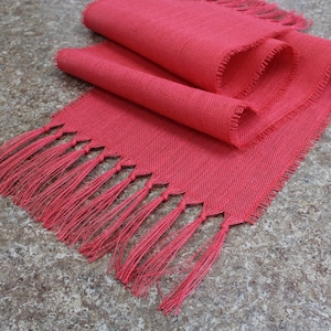 CORAL Burlap Table Runner with Knotted Fringe