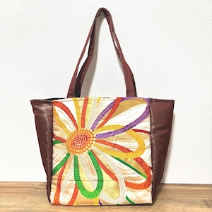 Handgefertigte Kimono Obi Handtasche Blühende Eleganz | Japanische Einkaufstasche mit Akzenten Vintage Flair, Upcycled Fashion Remake