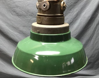 Antique VTG 16" Industrial Green Porcelain Shop Garage Pan Light Old 661-24B