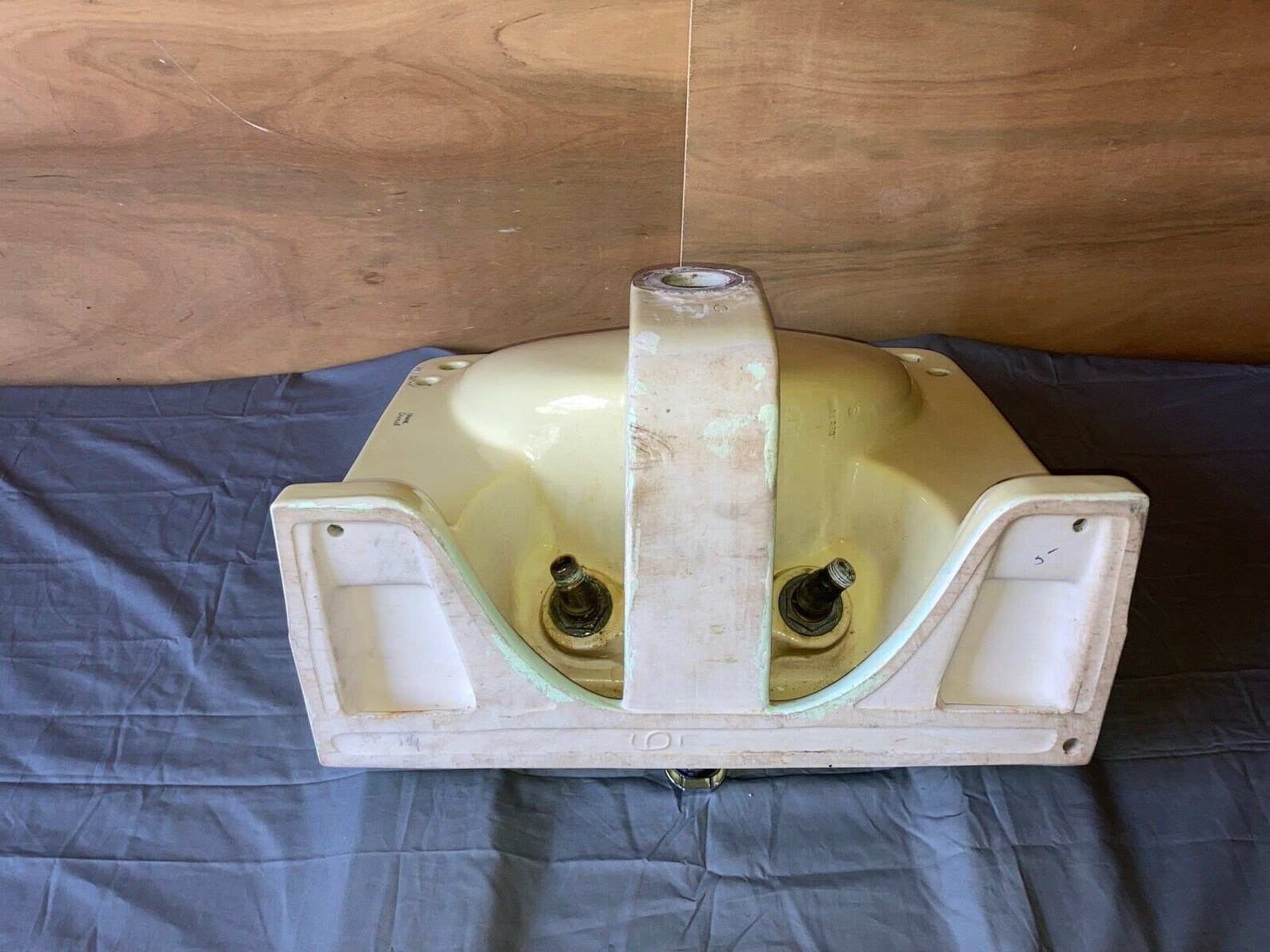 Vtg Mid Century Yellow Porcelain Bath Sink Chrome Legs Old Etsy