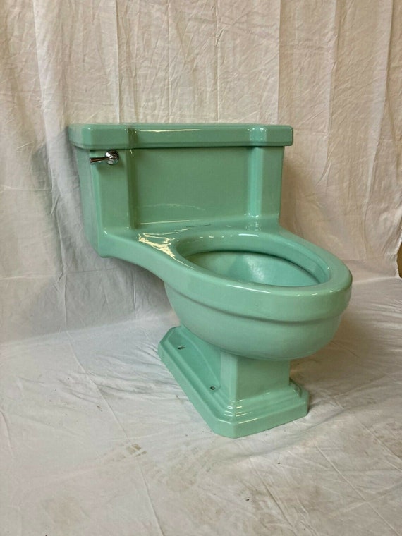 green toilet lux