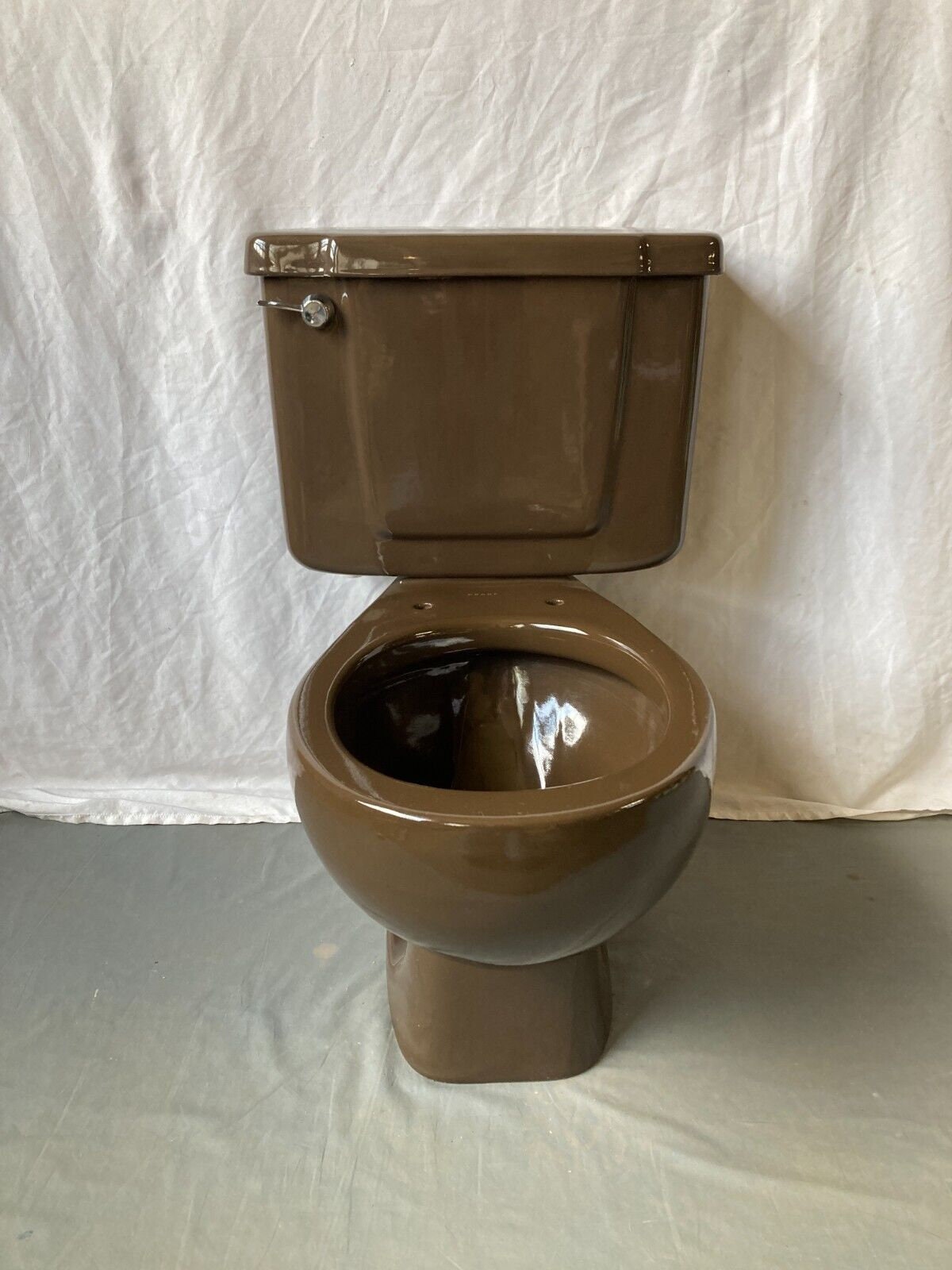 Kohler Light Brown Beige toilet vintage bathroom