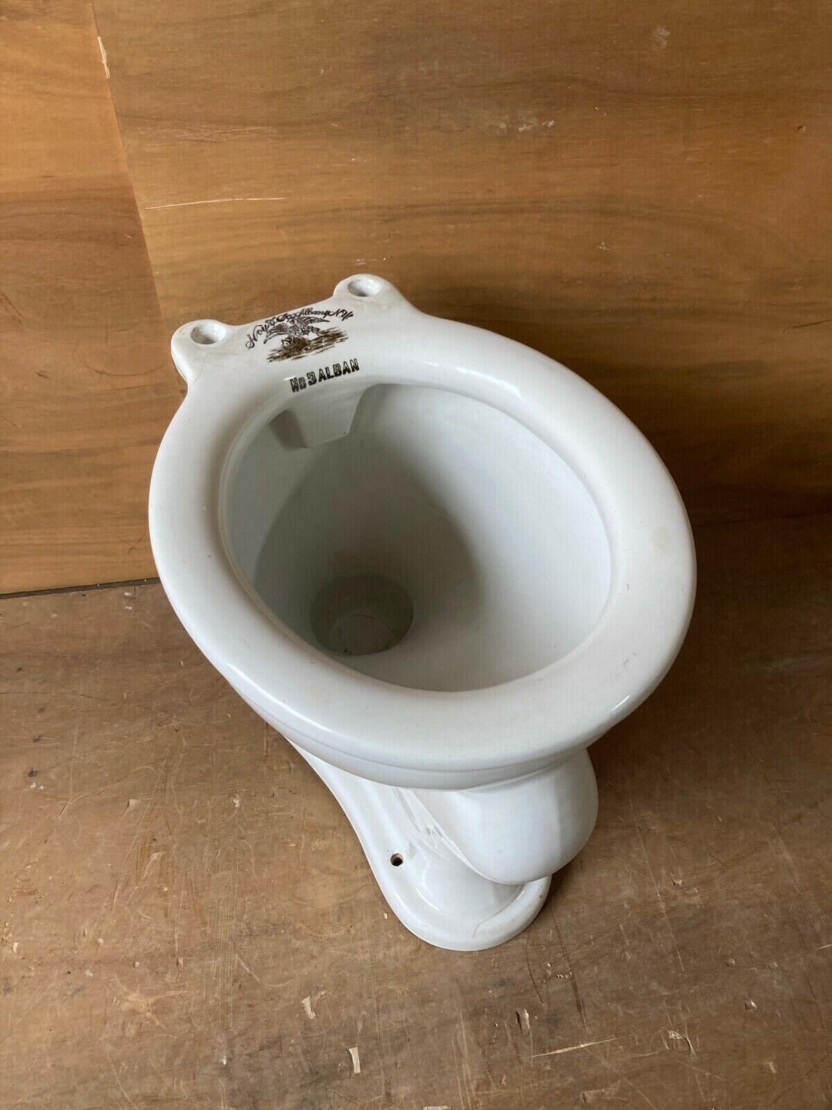 Porcelain toilet seat discount