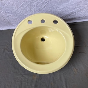 Vintage  Citrus Yellow 19" Round Self Rimming Drop In Bath Sink NOS Old Crane 549-23E