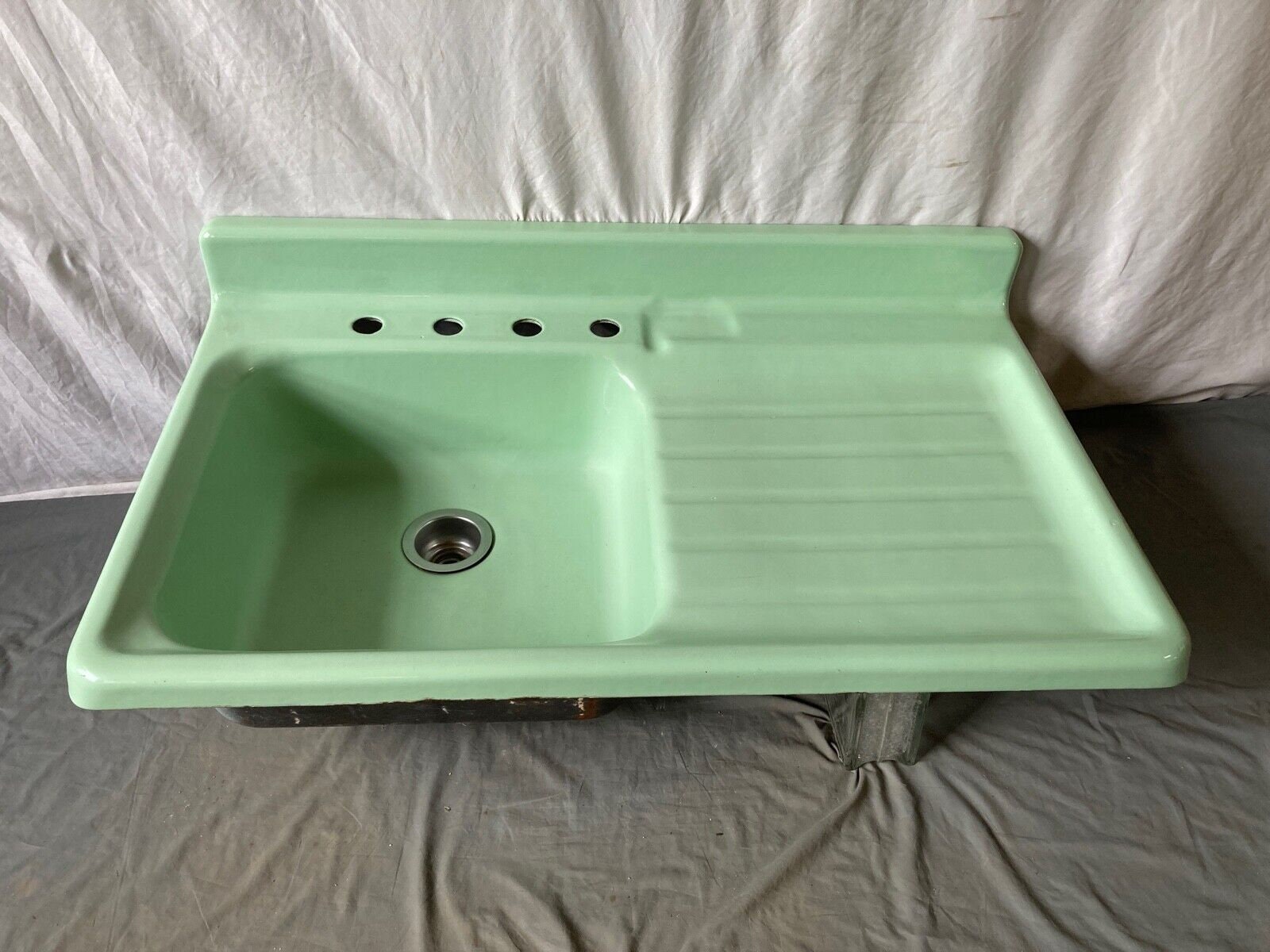 Antique Crane Fairfax cast iron sink campestre.al.gov.br