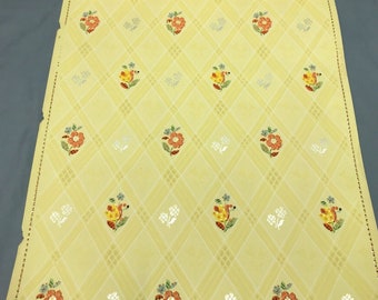 Single Antique Roll 20" VTG Country Yellow Floral Pattern Wallpaper Old 655-24B