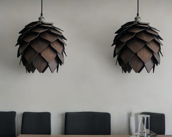 Walnuss Pinecone Pendelleuchte - Handgefertigte Holzlampe für Loft & Rustikale Innenräume, Buchenholz Kronleuchter im skandinavischen Stil