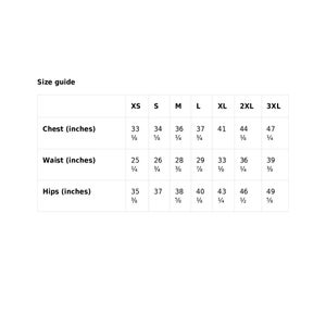 Puede incluir: Tabla de tallas para ropa con medidas en pulgadas. La tabla muestra tallas desde XS hasta 3XL con medidas para pecho, cintura y caderas.