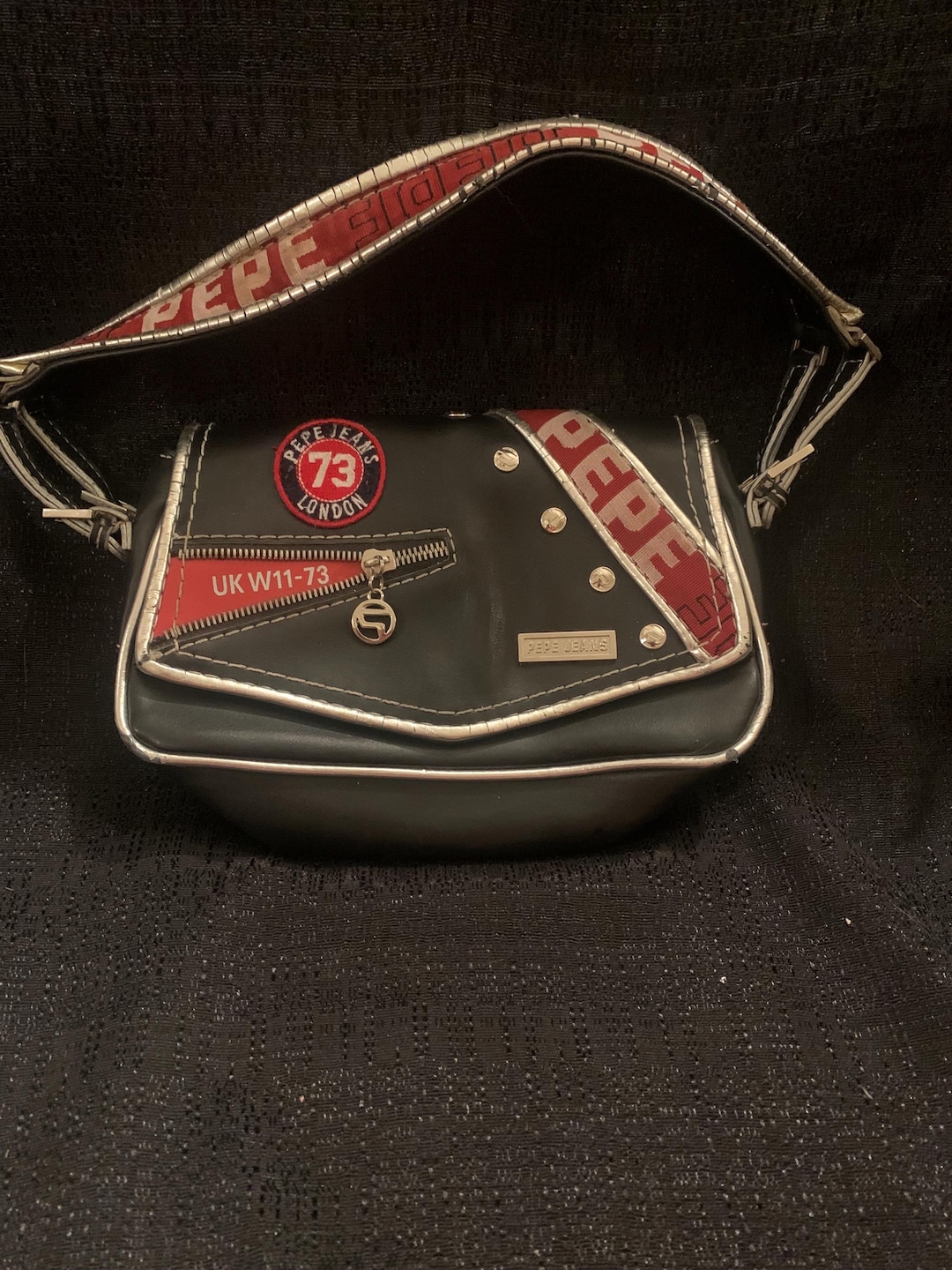 Pepe Jeans ペペジーンズ 73ロゴ バックル ベルト レッド XS Pepe Jeans - Pepe Jeans ペペジーンズ 73ロゴ バックル ベルト