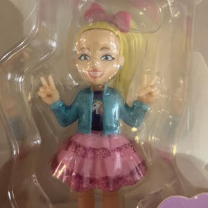 JoJo Siwa collectible vinyl toy, produced by Partytoyz  NIB