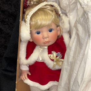 Lee Middleton Christmas Angel Doll 1992 New In Box