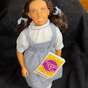 Boneca Dorothy Mágico de Oz da Hamilton Mint com etiqueta